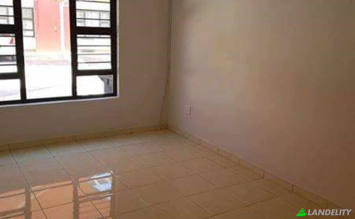 Casa adosada en venta Ongwediva, Oshana Region, Namibia. Foto 3