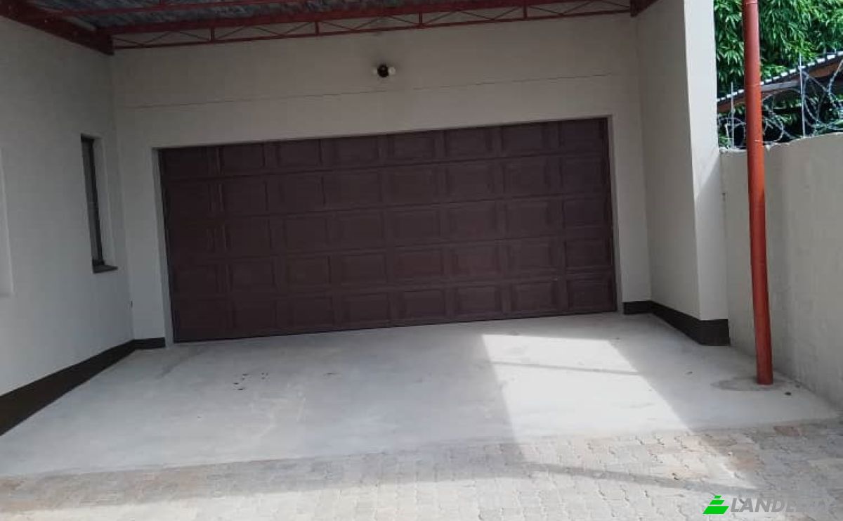 Casa de una sola familia en venta Ongwediva, Oshana Region, Namibia. Foto 6