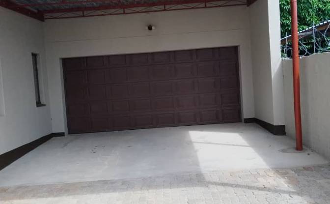 Casa de una sola familia en venta Ongwediva. Foto#6