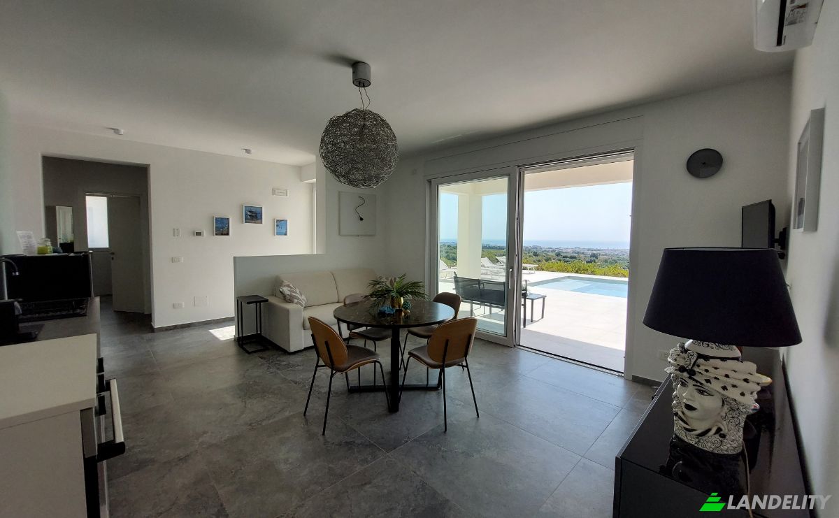 Villa for Sale Via Risicone, 96012 Avola SR, Avola, Free municipal consortium of Syracuse, Sicily, Italy. Photo 2