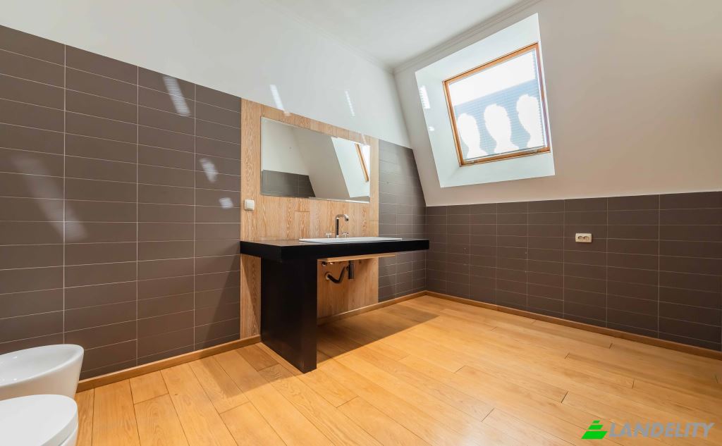 Apartment for Sale Tarasa Shevchenko Blvd, Kyiv, Kyiv City, Ukraine, 02000. Photo 11
