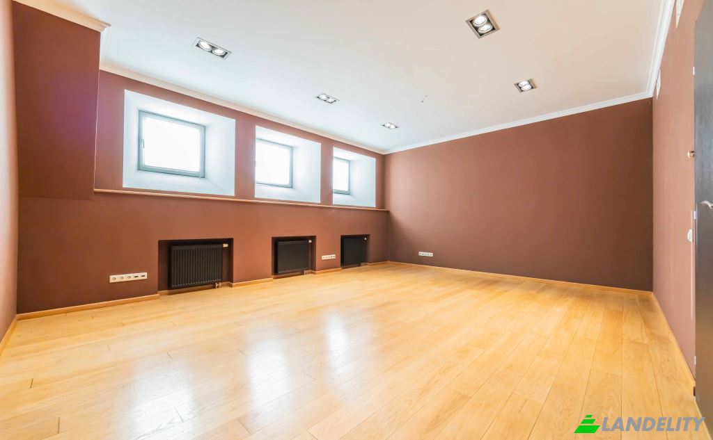Apartment for Sale Tarasa Shevchenko Blvd, Kyiv, Kyiv City, Ukraine, 02000. Photo 2