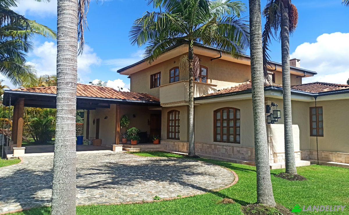 Mansion for Sale Llanogrande-Rionegro #1, Rionegro, Antioquia, Colombia. Photo 1