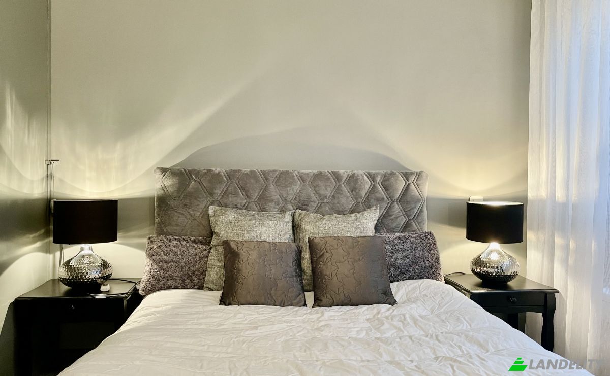 Apartment for Sale 11 Rue de Berri, 75008 Paris, Paris, Ile-de-France, France. Photo 1