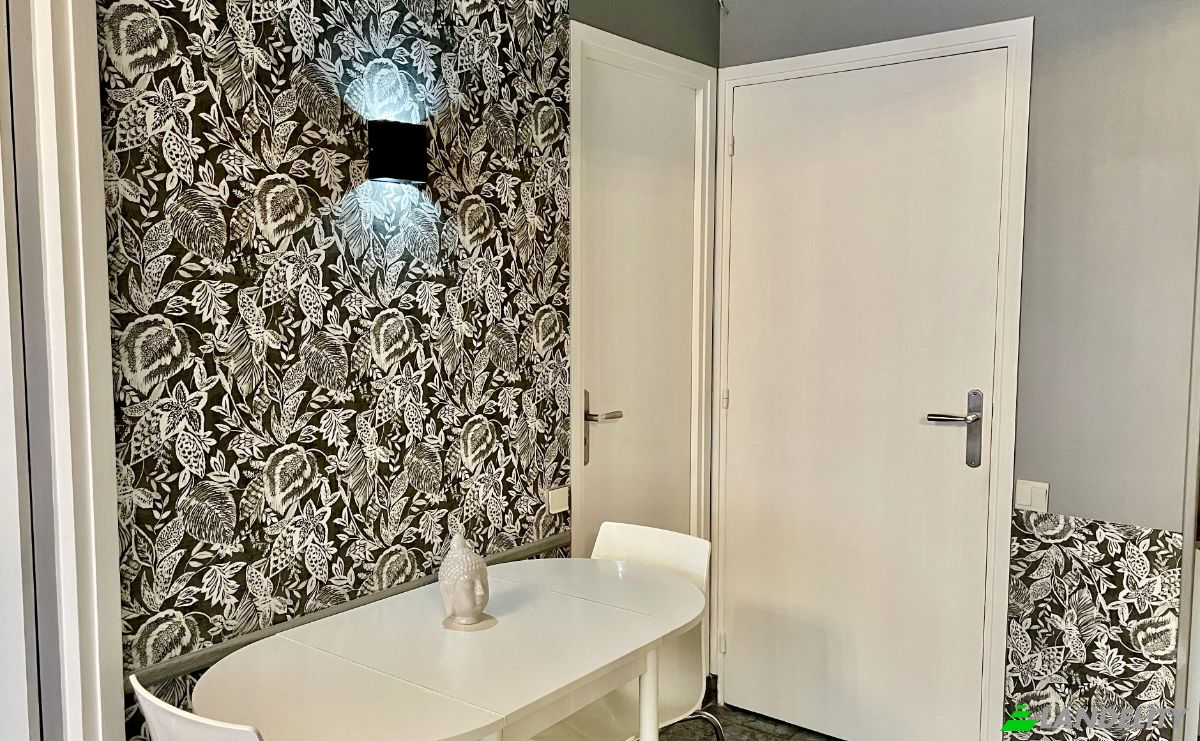 Apartment for Sale 11 Rue de Berri, 75008 Paris, Paris, Ile-de-France, France. Photo 3