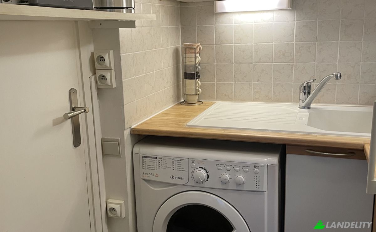 Apartment for Sale 11 Rue de Berri, 75008 Paris, Paris, Ile-de-France, France. Photo 6