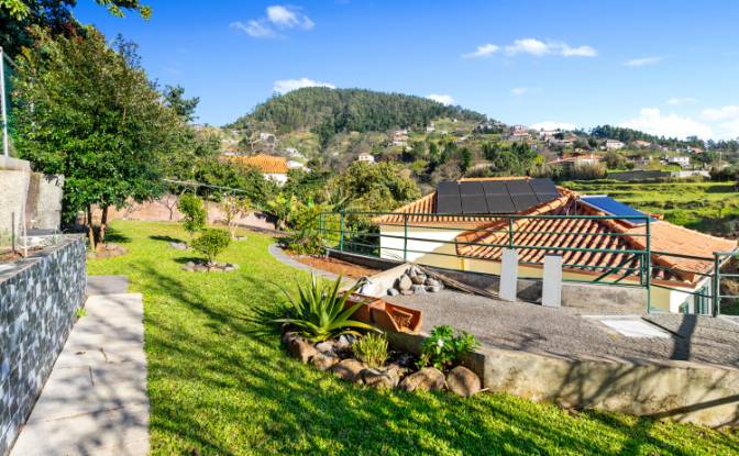Villa for Sale Caminho da Achadinha 56. Photo#18