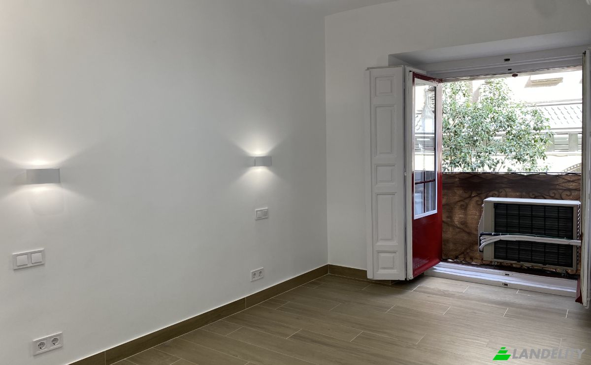 Apartment for Sale C del Principe, Centro, Madrid, Community of Madrid, Spain. Photo 16