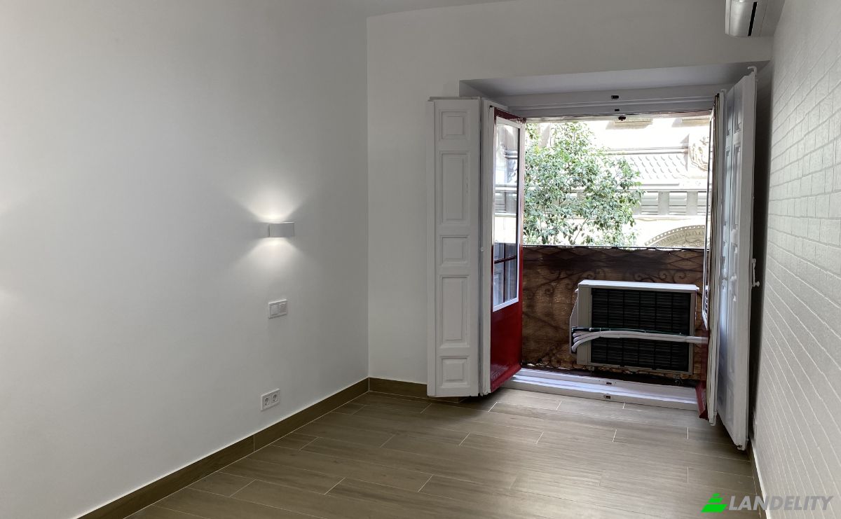 Apartment for Sale C del Principe, Centro, Madrid, Community of Madrid, Spain. Photo 18