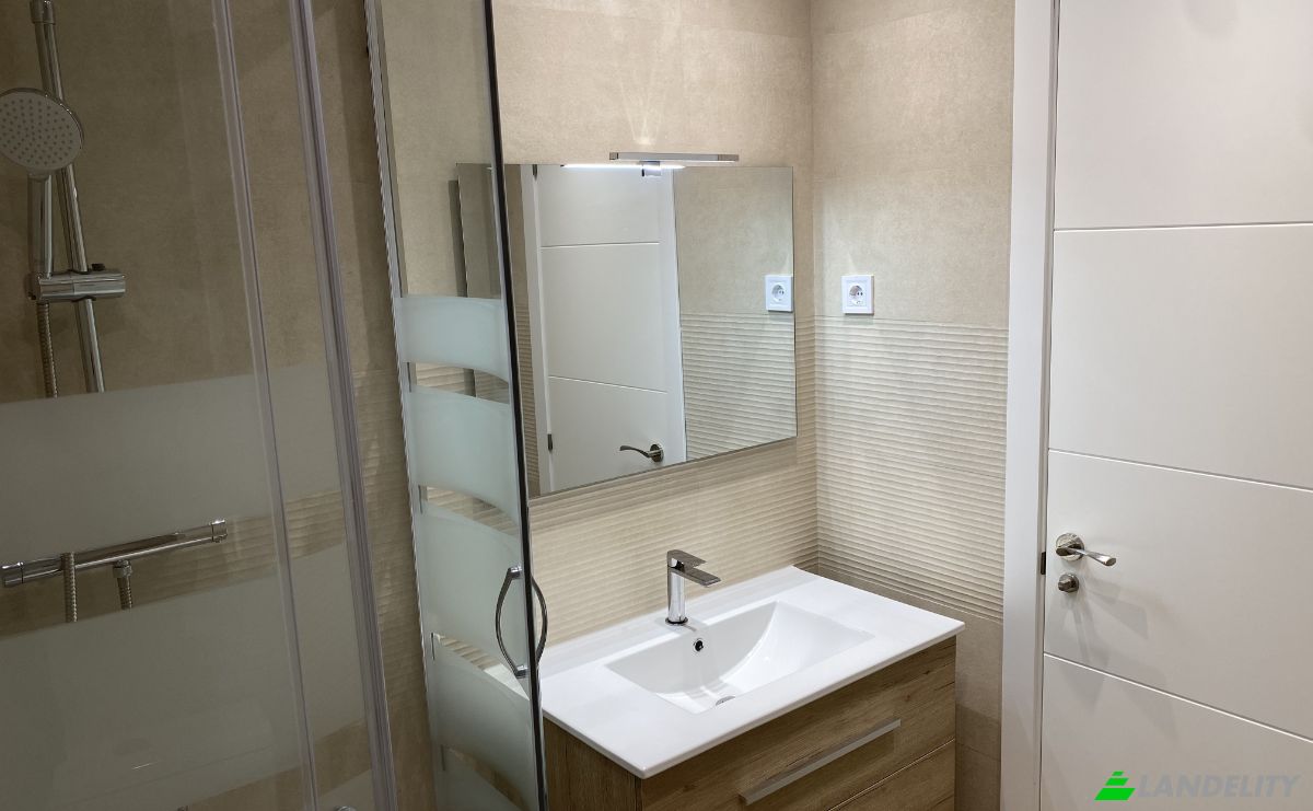 Apartment for Sale C del Principe, Centro, Madrid, Community of Madrid, Spain. Photo 26