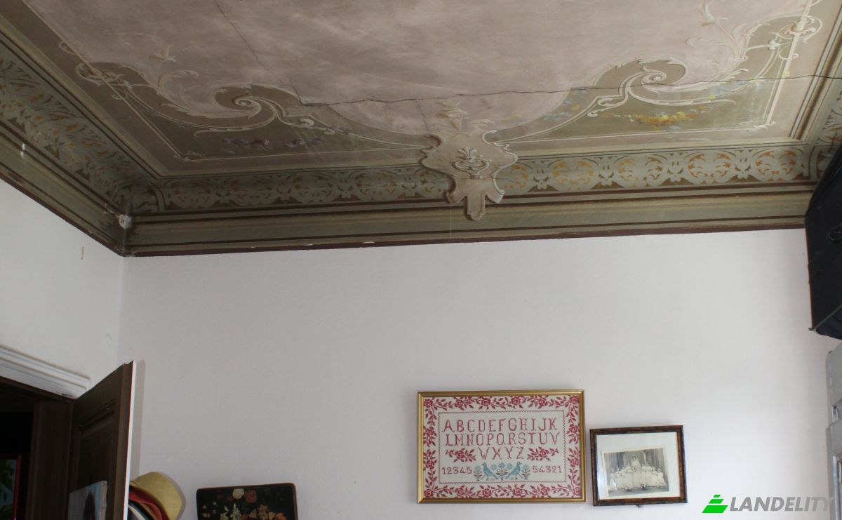 Villa for Sale Via Canton Lucerna 24, 6760 Faido, Faido, Leventina District, Ticino, Switzerland. Photo 4