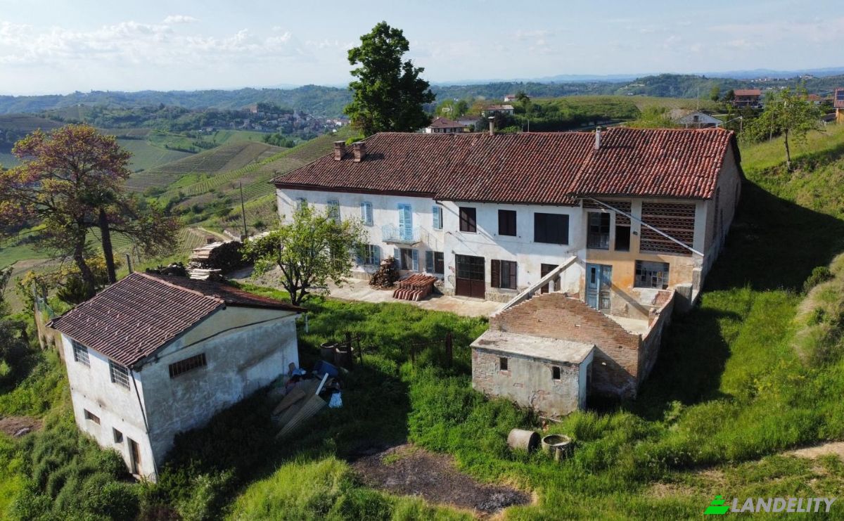 Mansion for Sale Via San Michele, 14040 Vinchio AT, Vinchio, Province of Asti, Piedmont, Italy. Photo 1
