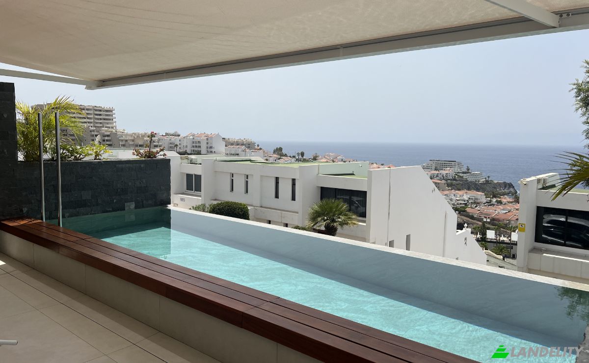 Apartment for Sale Av Jose Gonzalez Forte, Acantilados de Los Gigantes, Santa Cruz de Tenerife, Canary Islands, Spain. Photo 3
