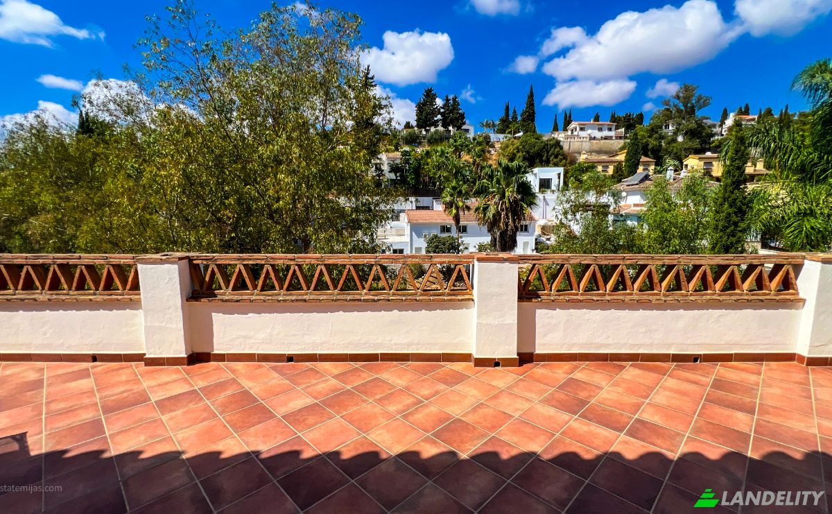 Villa for Sale C Las Mimosas, Las Lagunas de Mijas, Mijas, Malaga, Andalusia, Spain. Photo 16