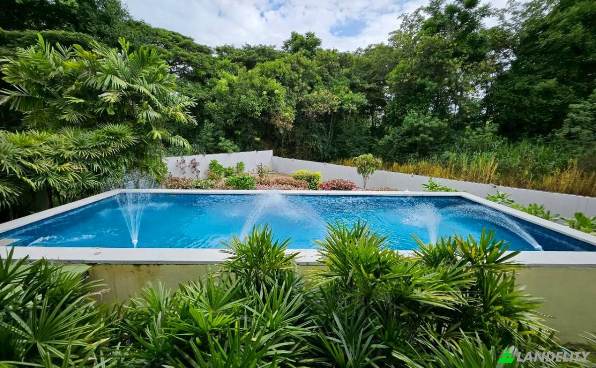 Single Family Home for Sale Hua Sai Nua, Amphoe Cha-am, Chang Wat Phetchaburi 76120, Huai Sai Nuea, Cha-am District, Phetchaburi, Thailand. Photo 4