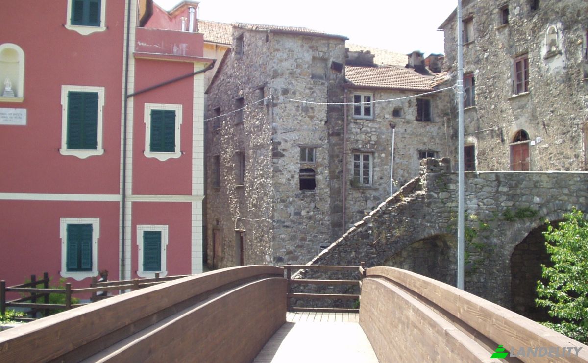 Appartement à vendre Via Vara, 25A, 19028 San Pietro Vara SP, San Pietro Vara, Province of La Spezia, Liguria, Italy. Photo 1