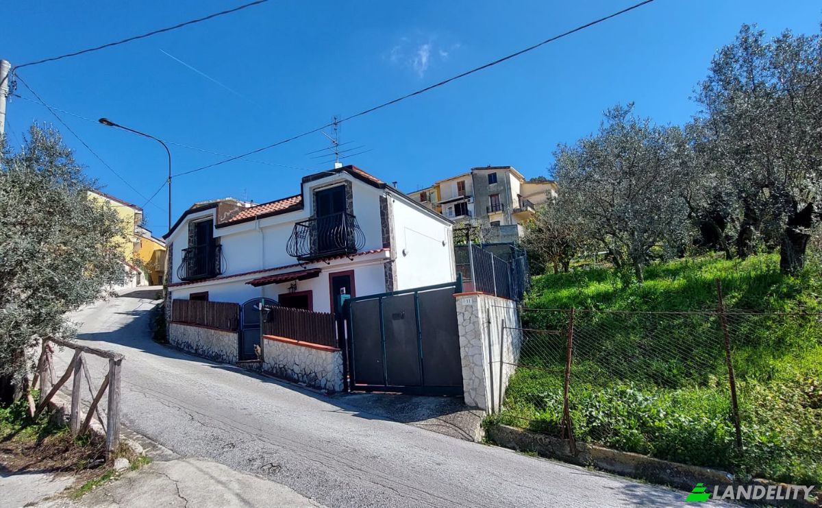 Single Family Home for Sale Via del Baglivo, 84062 Salitto-valle SA, Salitto-Valle, Province of Salerno, Campania, Italy. Photo 1