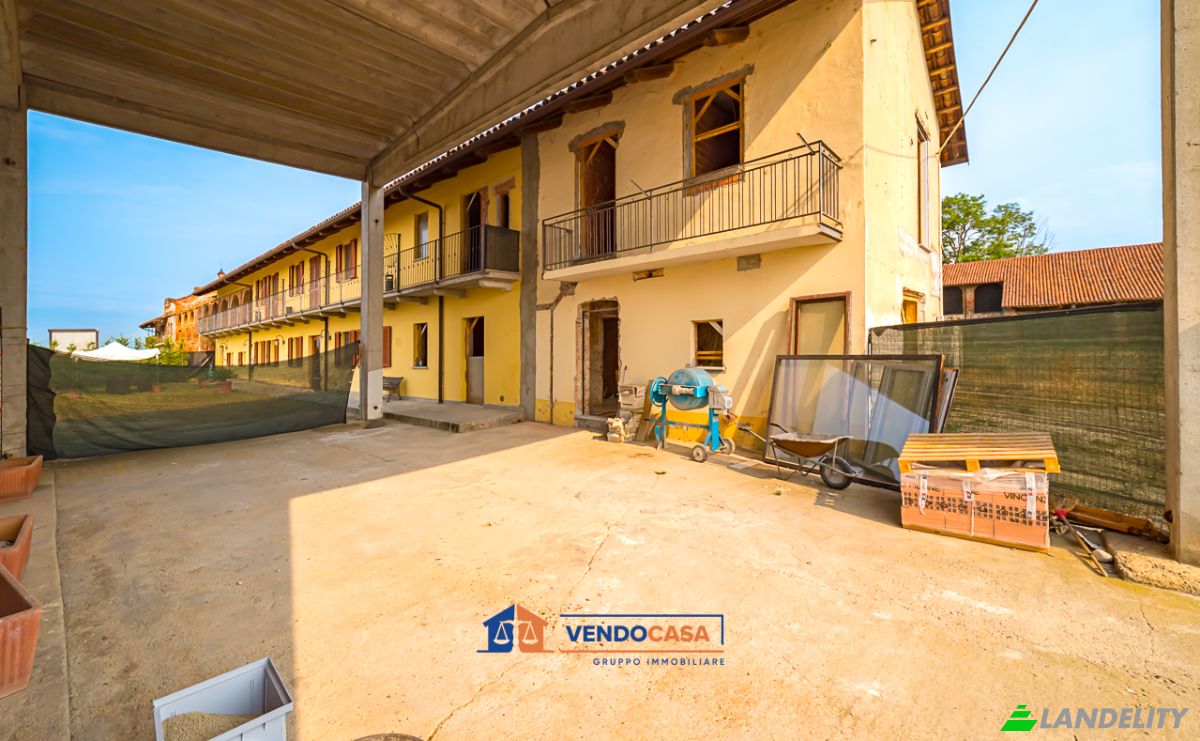 Tijd delen Te koop Frazione Veglia, 12062 Veglia CN, Cherasco, Province of Cuneo, Piedmont, Italy. Foto 6
