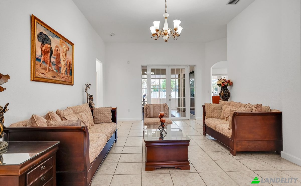 Single Family Home for Sale 849 NW 136th Ave, Miami, FL 33182, USA, Tamiami, Miami-Dade County, Florida, United States. Photo 6