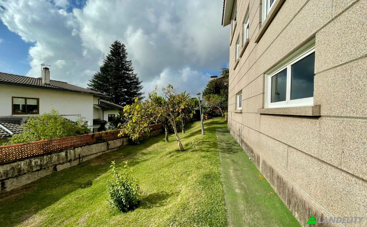 Villa en venta Avenida da Hispanidade, Freixeiro, Vigo, Pontevedra, Galicia, España. Foto 13
