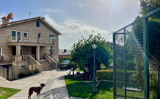 Villa for Sale - Vigo, Spain