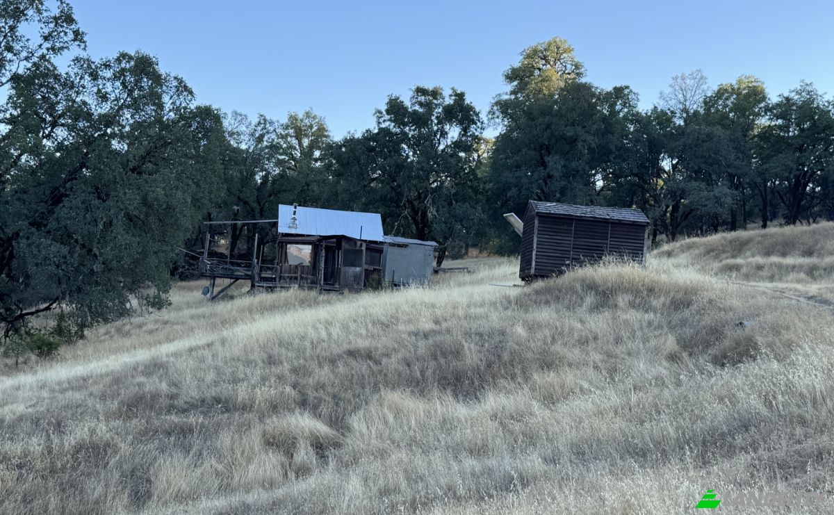 Investing/Development for Sale 23040 Poonkinney Rd, Covelo, Mendocino County, California, United States, CA 95428, USA. Photo 4