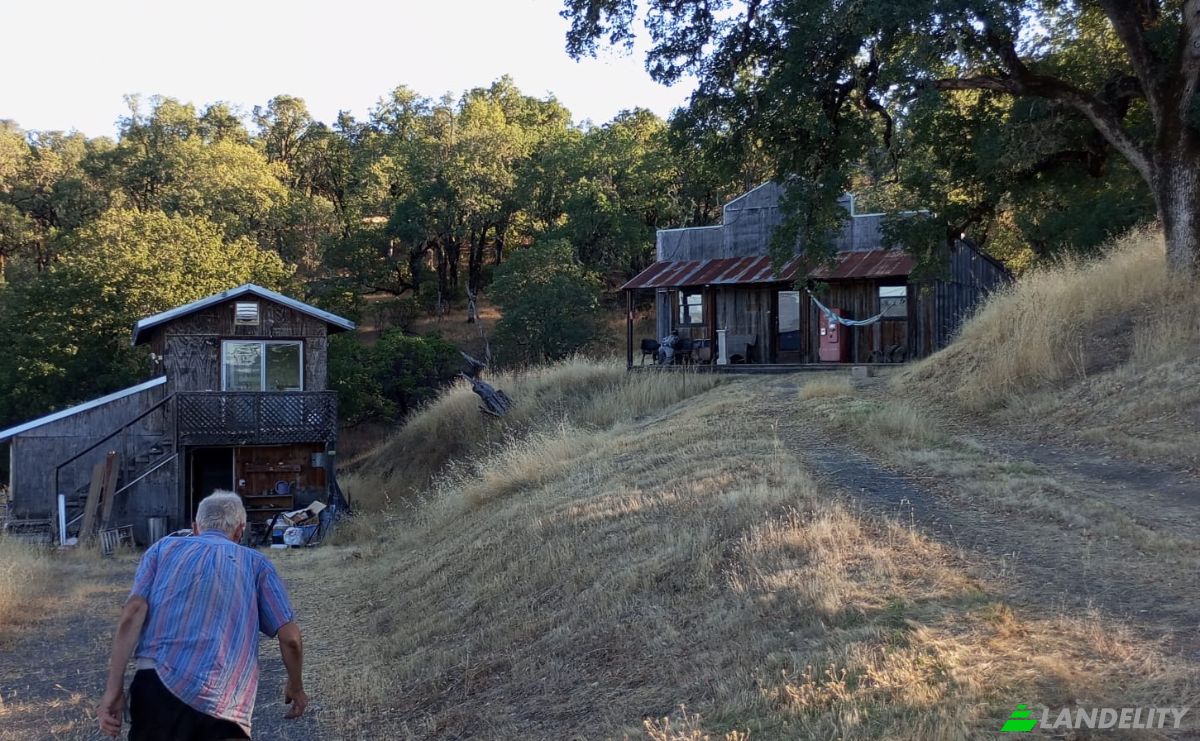 Investing/Development for Sale 23040 Poonkinney Rd, Covelo, Mendocino County, California, United States, CA 95428, USA. Photo 7