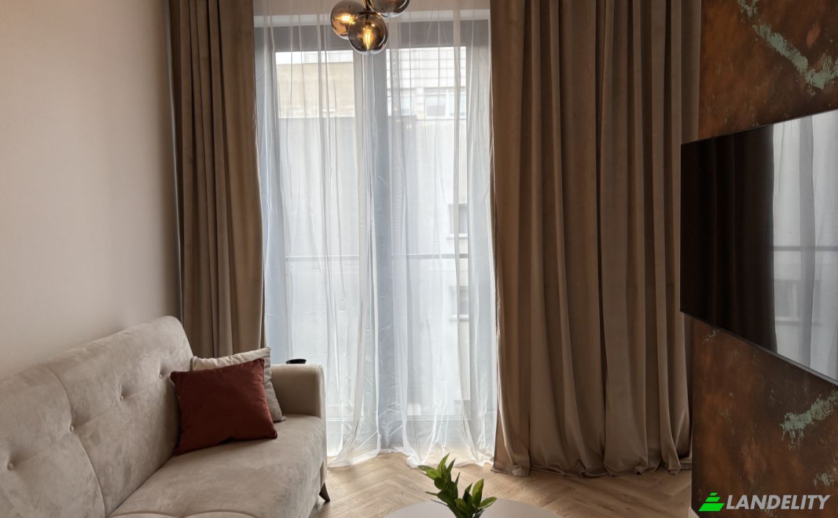 Apartment for Sale Franklina Delano Roosevelta 9, 90-056 Lodz, Lodz, Lodz Voivodeship, Poland. Photo 2
