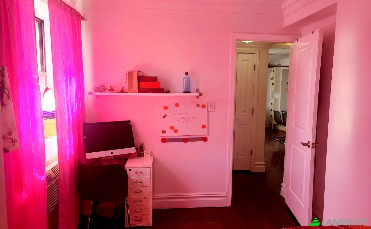 Apartment for Sale 49-07 43rd Ave, Woodside, NY 11377, USA, New York, Queens County, United States. Photo 10
