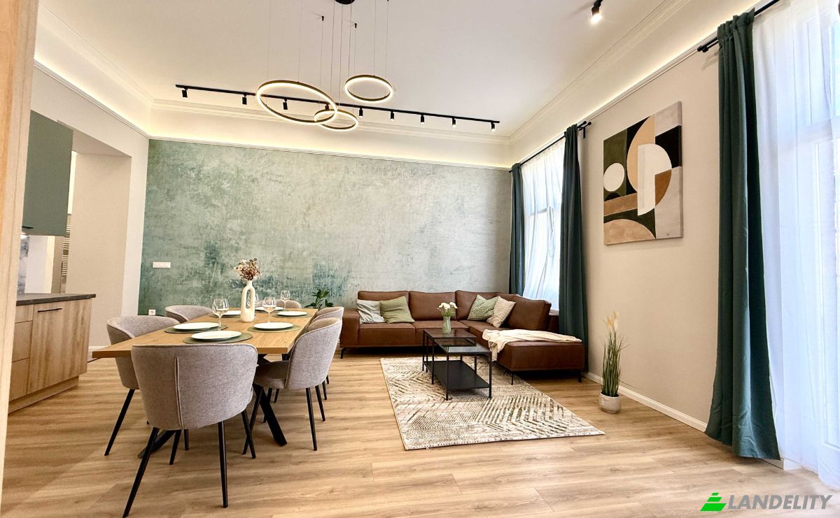 Apartment for Sale Budapest, Hungary, Rakoczi ut 25, 1088 Hungary. Photo 4