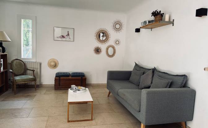Villa à vendre 6 Imp Eucher, 84160 Lourmarin. Photo#3