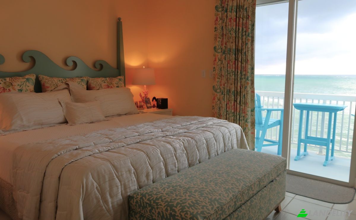 Townhouse for Sale W Bay St, Nassau, New Providence, The Bahamas. Photo 18