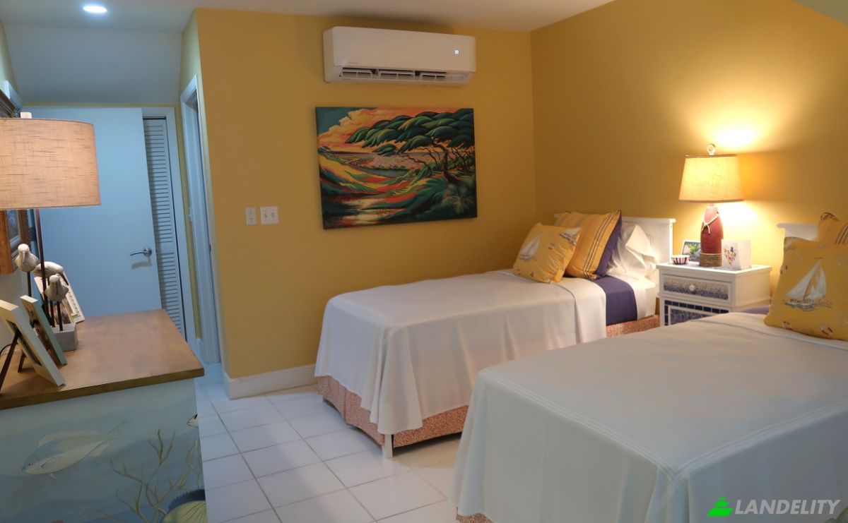 Townhouse for Sale W Bay St, Nassau, New Providence, The Bahamas. Photo 23