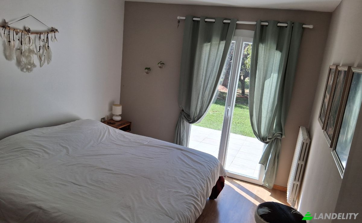 Villa for Sale 30 Chem de Paresous, 04200 Sisteron, Sisteron, Alpes-de-Haute-Provence, Provence-Alpes-Cote dAzur, France. Photo 19