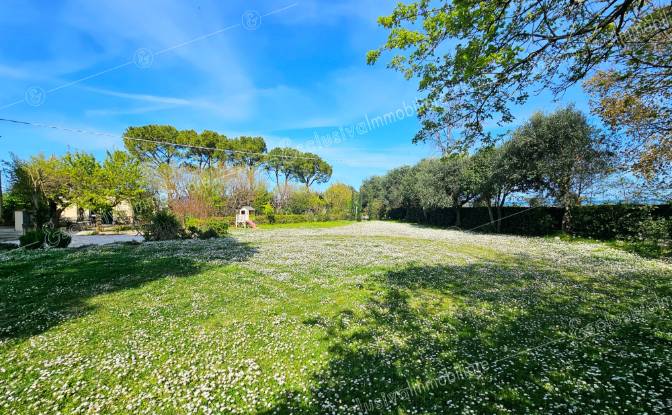 Villa for Sale Via Dante Alighieri, 157. Photo#21