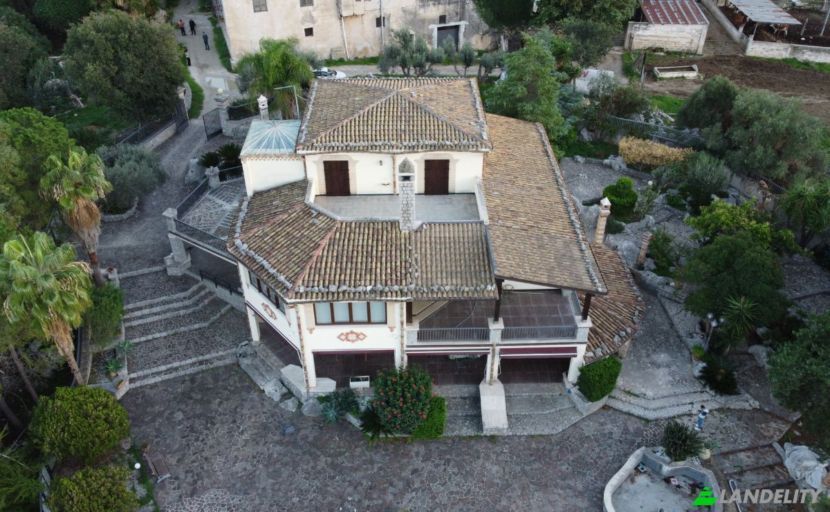 Villa à vendre Viale Torre della Vittoria, 90040 Columbrina-za Minica PA, Torretta, Metropolitan City of Palermo, Sicily, Italy. Photo 1