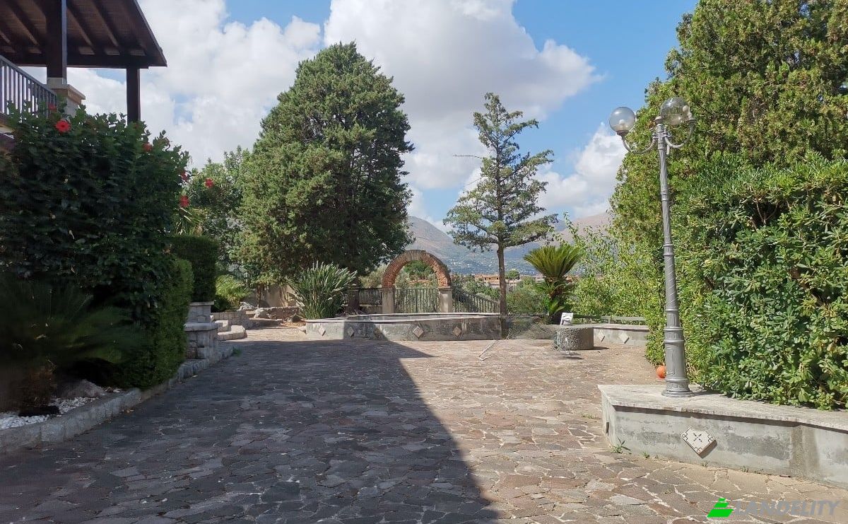 Villa à vendre Viale Torre della Vittoria, 90040 Columbrina-za Minica PA, Torretta, Metropolitan City of Palermo, Sicily, Italy. Photo 6