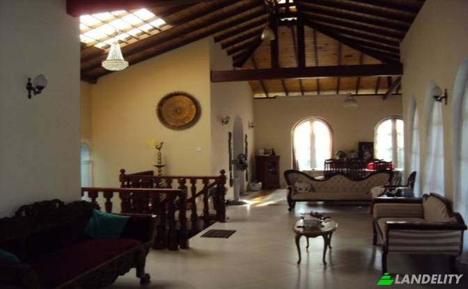 Eengezinswoning Te koop Galvihara Rd. Foto#6