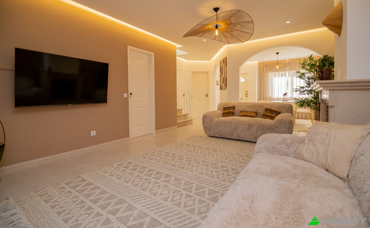 Townhouse for Sale R das Palmeiras 189, 8500 Portimao, Portimao, Faro District, Portugal. Photo 7