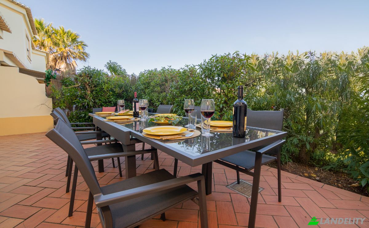 Townhouse for Sale R das Palmeiras 189, 8500 Portimao, Portimao, Faro District, Portugal. Photo 12