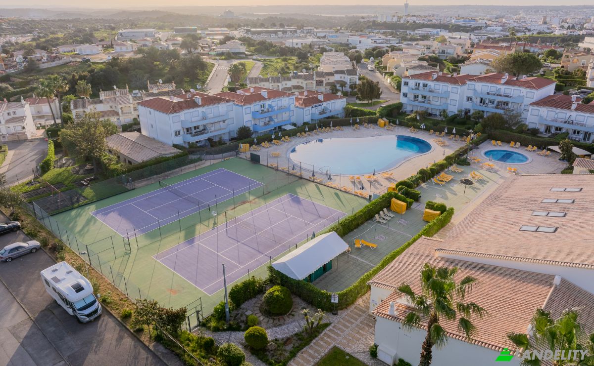 Townhouse for Sale R das Palmeiras 189, 8500 Portimao, Portimao, Faro District, Portugal. Photo 24