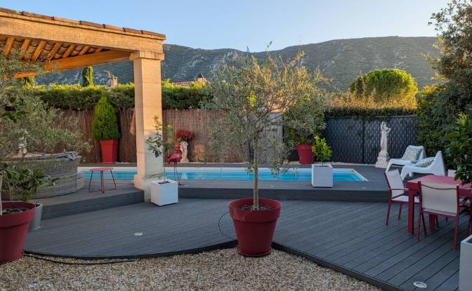 Villa for Sale 46 Rue des Mines, 84660 Maubec. Photo#1