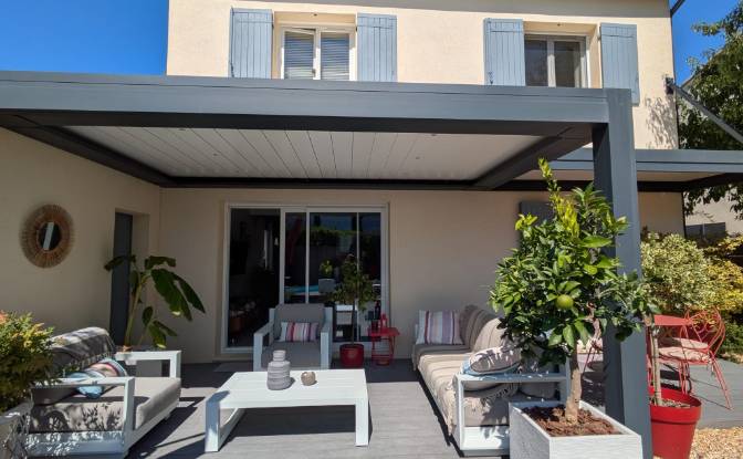 Villa for Sale 46 Rue des Mines, 84660 Maubec. Photo#5