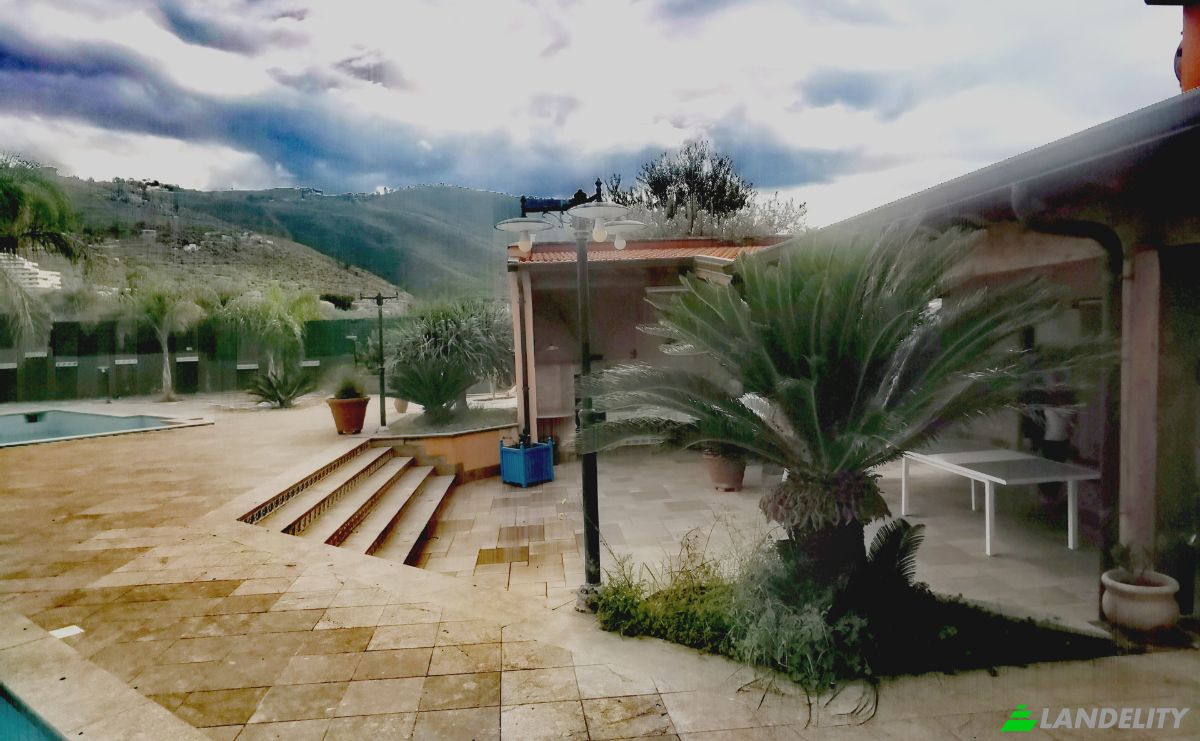 Villa for Sale Via Nasso, 90015 Cocuzzola PA, Cocuzzola, Metropolitan City of Palermo, Sicily, Italy. Photo 9