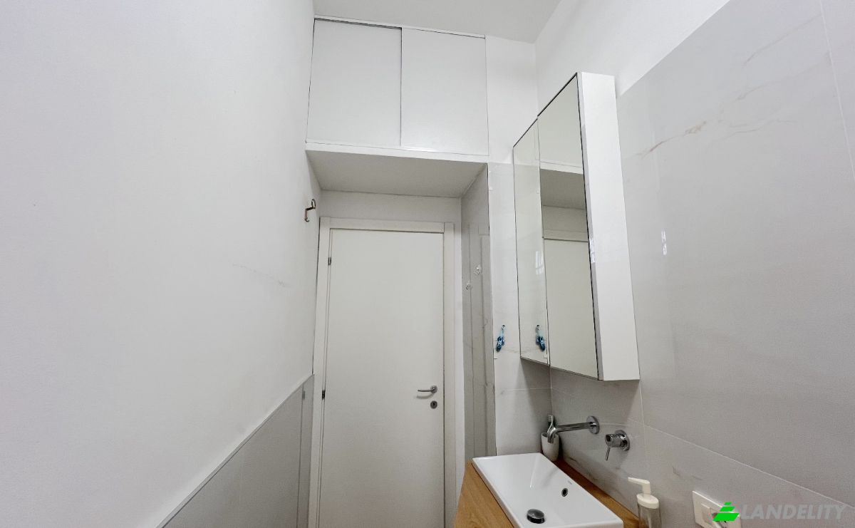 Apartment for Sale Via S Luca, 20122 Milano MI, Milan, Metropolitan City of Milan, Lombardy, Italy. Photo 6