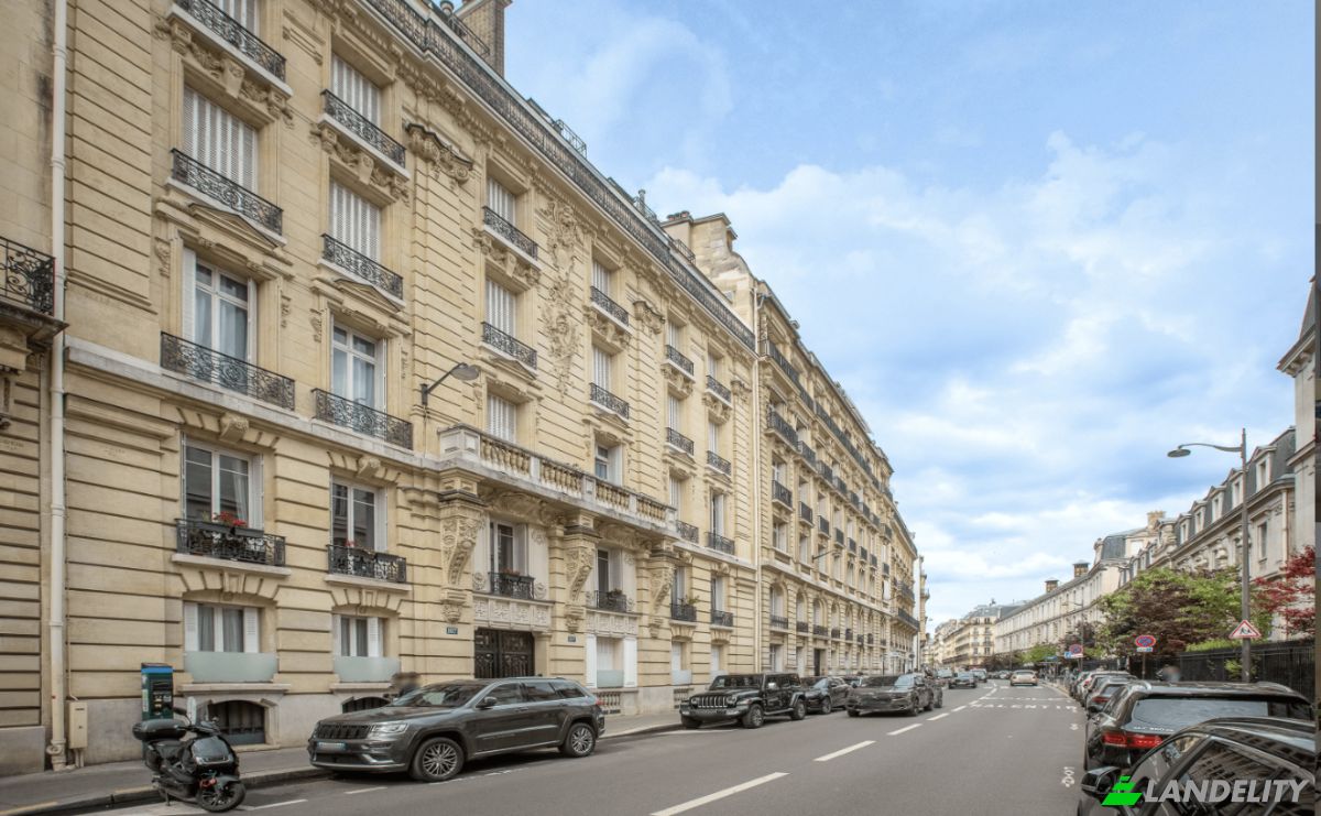 Apartment for Sale 105 Rue de la Pompe, 75016 Paris, Paris, Ile-de-France, France. Photo 2
