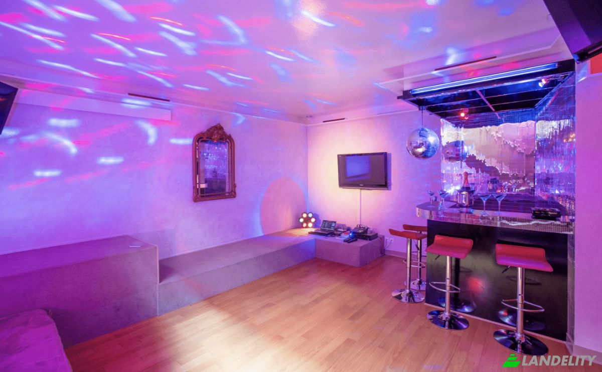 Apartment for Sale 105 Rue de la Pompe, 75016 Paris, Paris, Ile-de-France, France. Photo 9