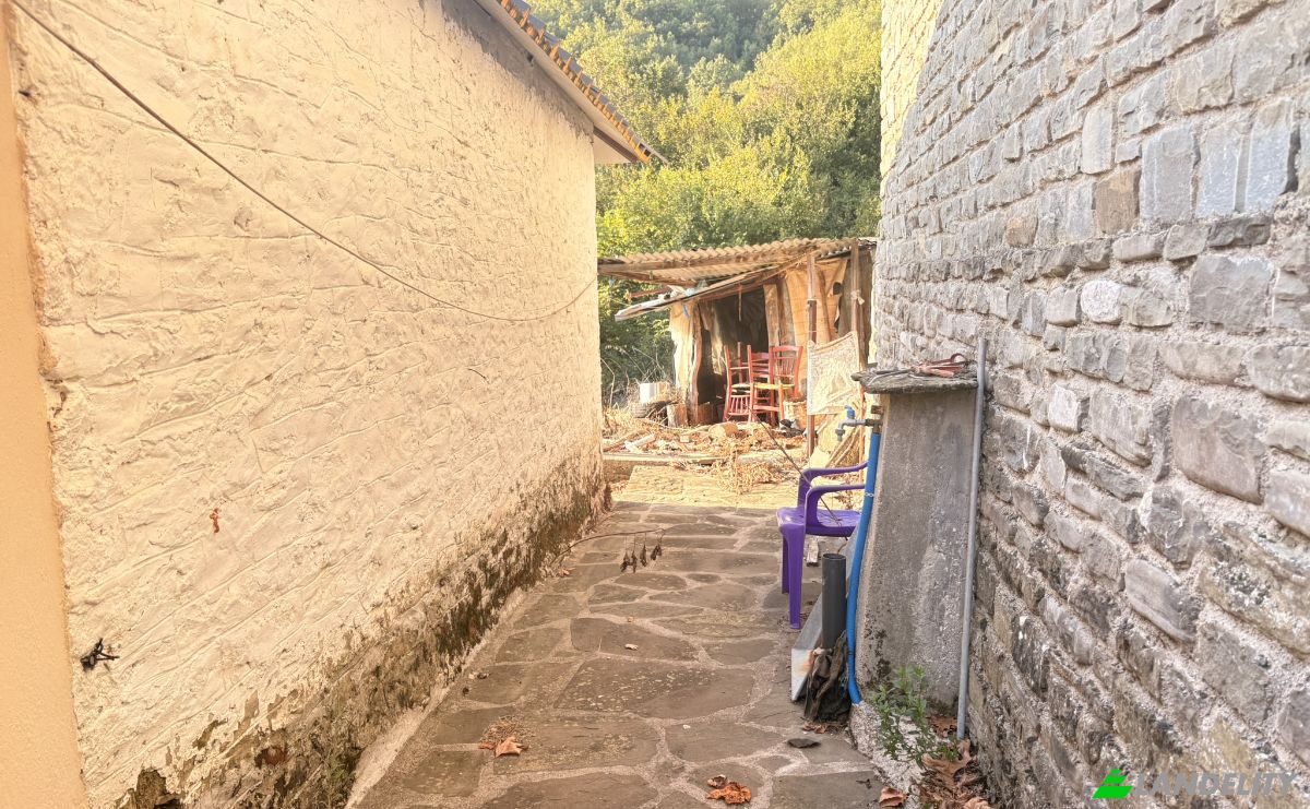 Single Family Home for Sale Anthrakitis 440 07, Anthrakitis, Epirus, Decentralized Administration of Epirus and Western Macedonia, Greece. Photo 9