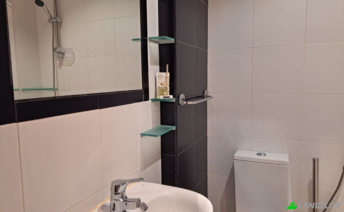 Apartment for Sale R Dom Joao II 7A, 8365-147 Armacao de Pera, Armacao de Pera, Silves, Faro District, Portugal. Photo 9