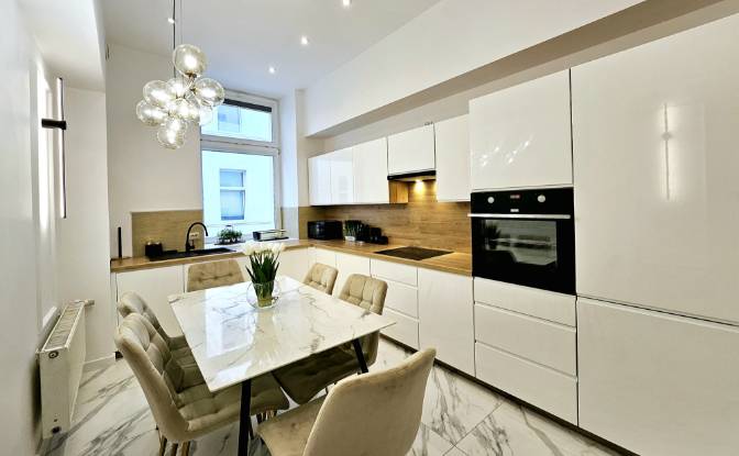 Condo for Sale prez Gabriela Narutowicza 43. Photo#1